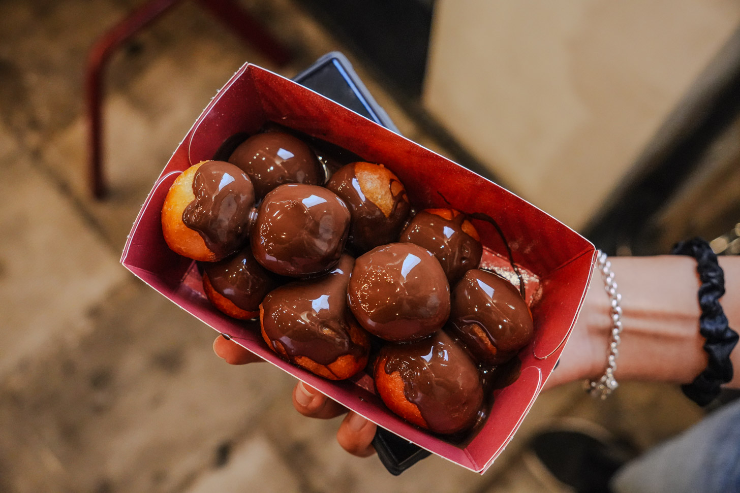 Loukoumades from LUKUMAΔΕΣ